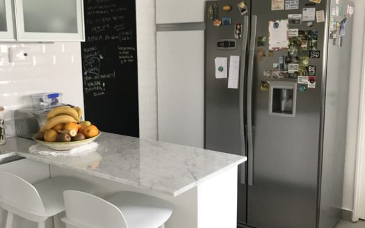 Hernandez Piazza – 3 Ambientes con Cochera y Baulera. Piso Alto