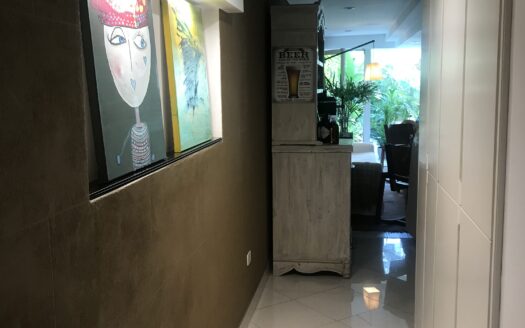 Recoleta – Único 2 Ambientes con Patio y Cochera.